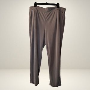 Women’s A New Day Gray Capris US Size XXL